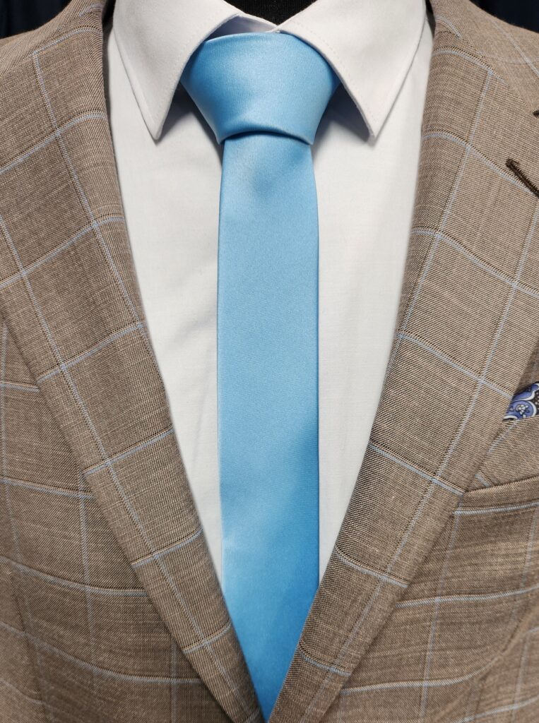 Krawat błękitny nasycony